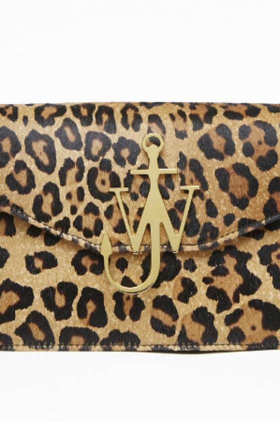 J.W.アンダーソンの世界を堪能できる期間限定ストアがオープン