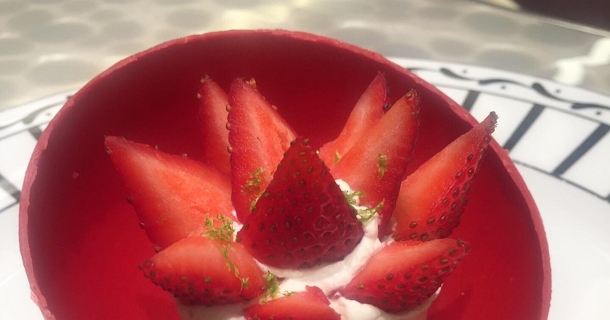 ホリデーシーズンの特別なデセールに感激。「カフェ ディオール バイ ピエール・エルメ」で華やかな年末を - カルチャーニュース | SPUR