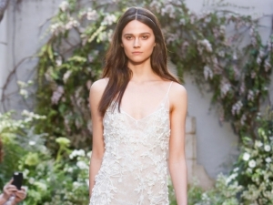 2017年 SS BRIDAL COLLECTION
