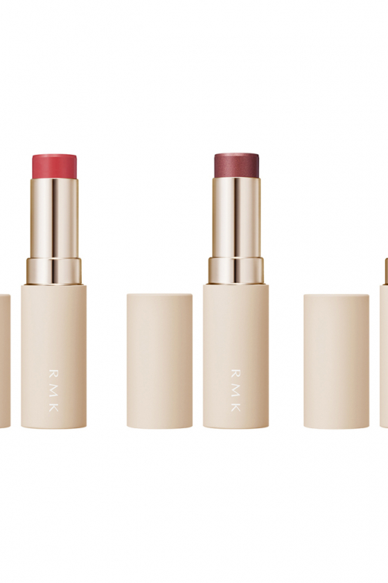 RMKの春新作は、滲み出る情熱や秘めた強さなど、内なる感情をブレイズカラーで表現