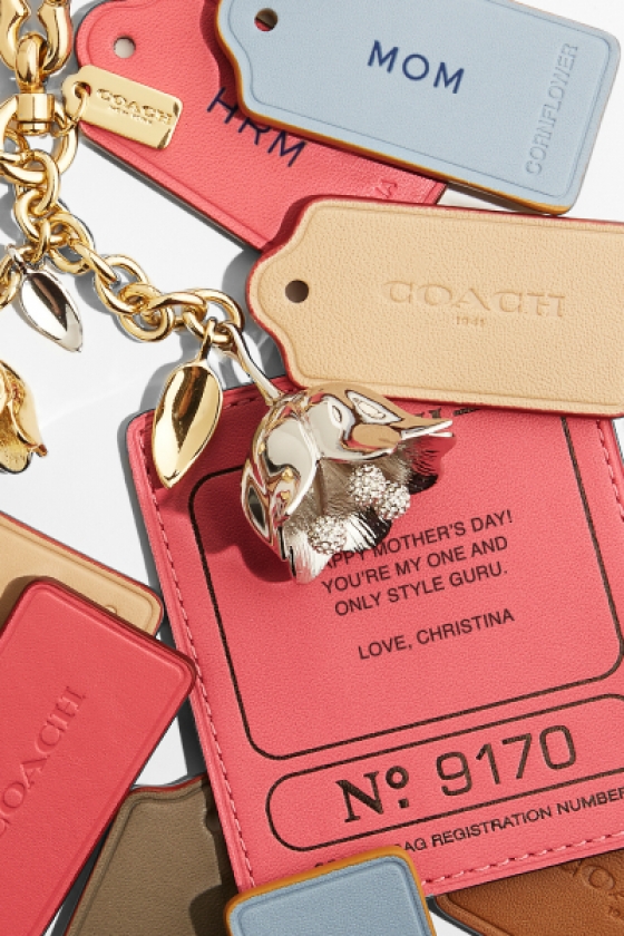 コーチ表参道がリニューアル！オリジナルメッセージを刻印可能なスペシャルバッグを限定発売