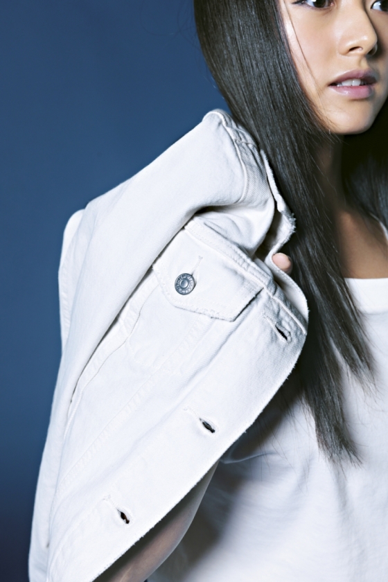 「カッコよくて、 居心地のいい服が好き。 私の住むLAのスタイルには501®が合うと思います」