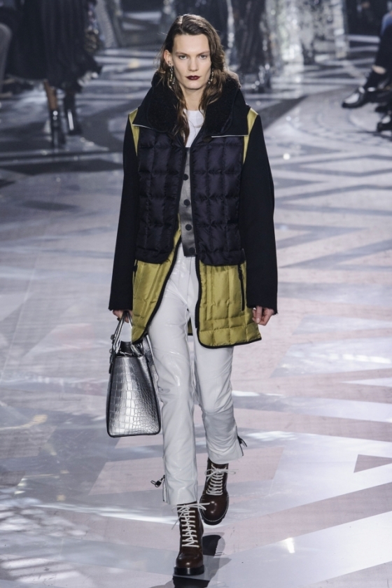 旅にも役立ちそうなリュクスなアクティブウェア【LOUIS VUITTON】