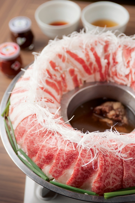 金蔦 六本木店［博多炊き肉鍋］／六本木