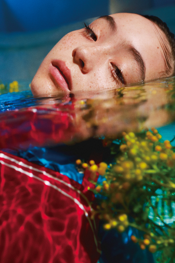 【SPUR 30 FLOWERS】  26：吉田佳奈子