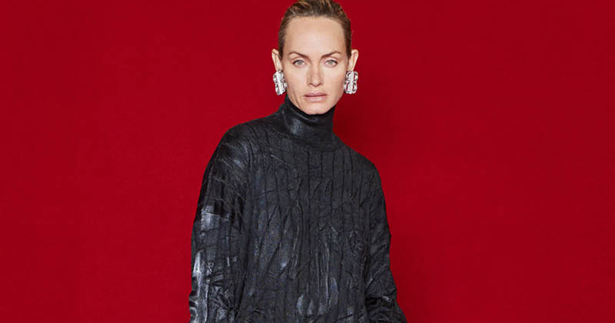 Balenciaga オールオーバーロゴ ミニスカート 2022年夏