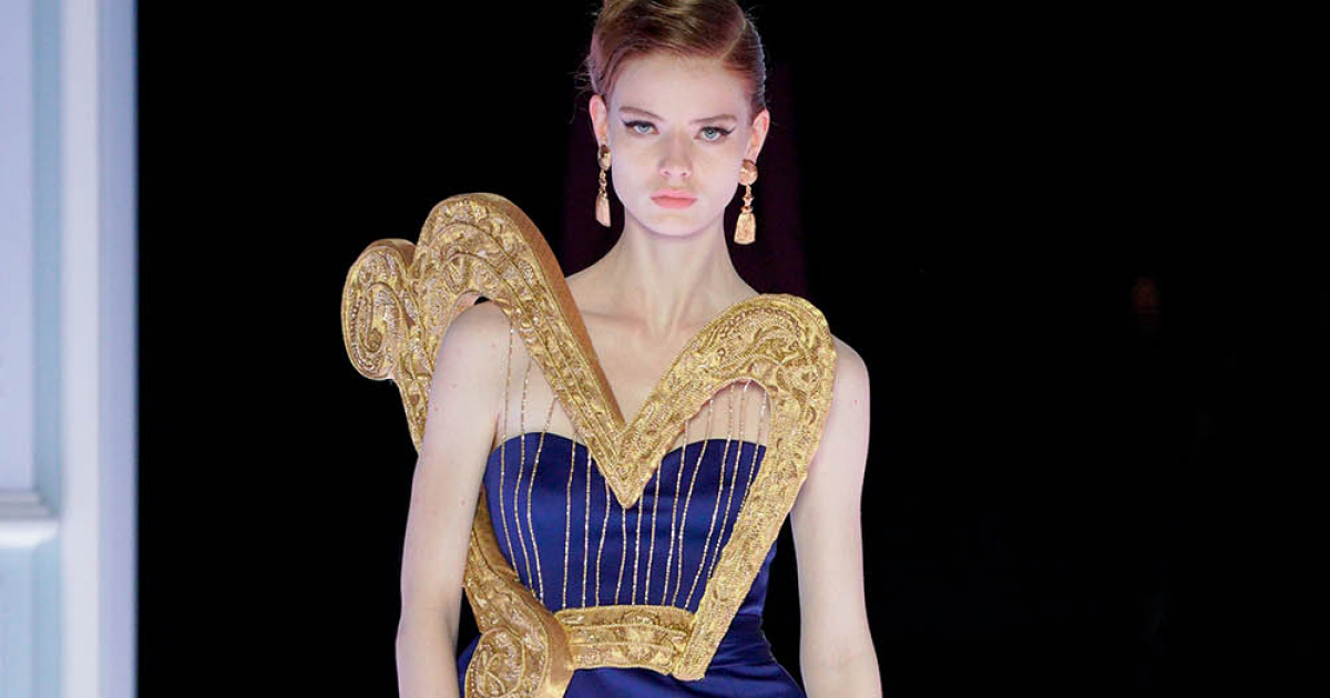 モスキーノ(MOSCHINO) - 2022-23年秋冬コレクション | SPUR