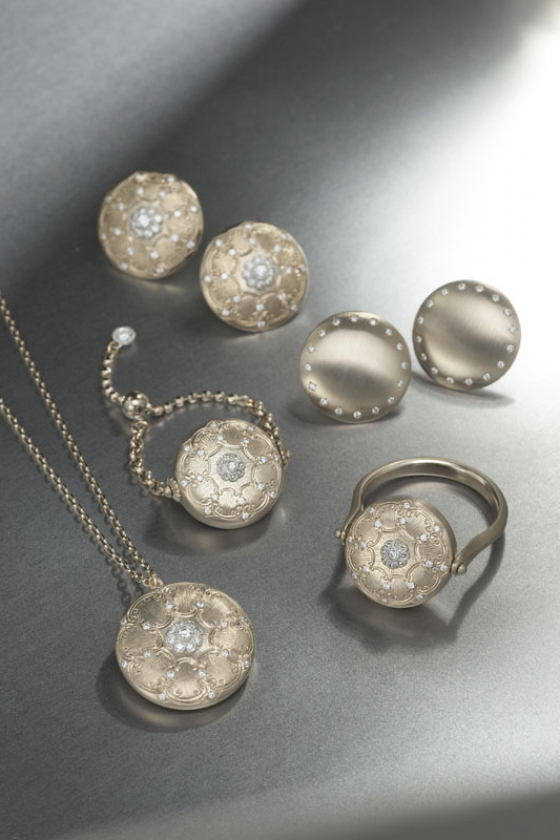 アベリから、2つの異なる表情を捉えた新作ジュエリーが登場