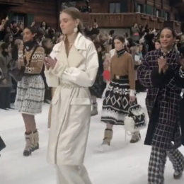 【PFW 19FW】ドラマが生まれるパリ、カール・ラガーフェルドが手がけた最後のコレクションに、モデルたちの反応は?