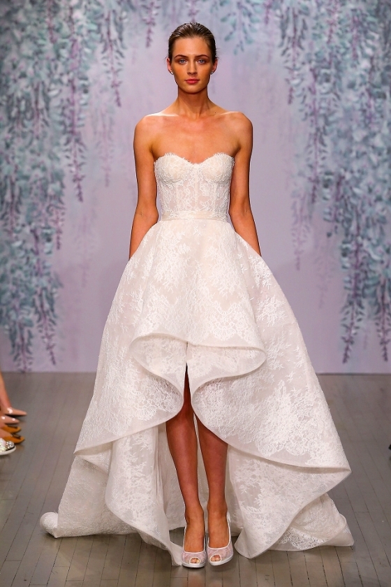 MONIQUE LHUILLIER/ モニーク・ ルイリエ
