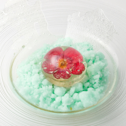 都会にいながらリゾート気分! 「SALON BAKE & TEA」 に夏のデセール登場