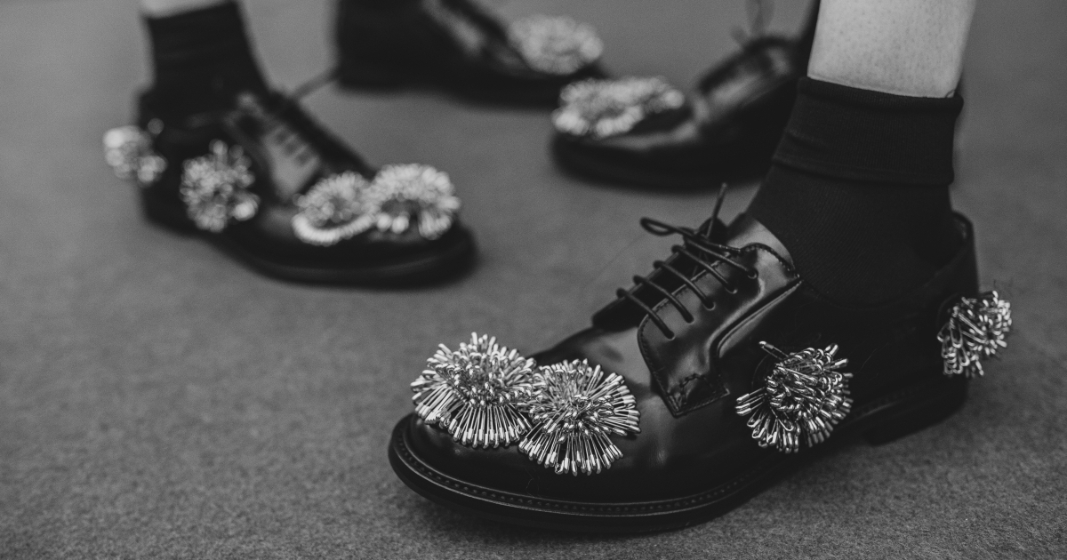 クラシカルシューズを再解釈！ チャーチとノワール ケイ ニノミヤが