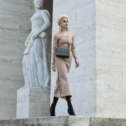 スリムでミニマル！ デイリーにも活躍しそうなフェンディの最新バッグ「フェンディ ローマ」