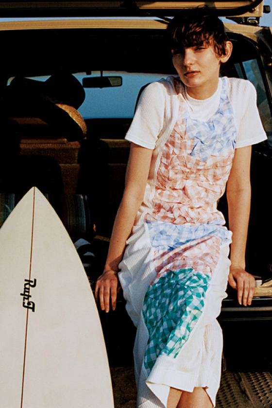 波の余韻とともに