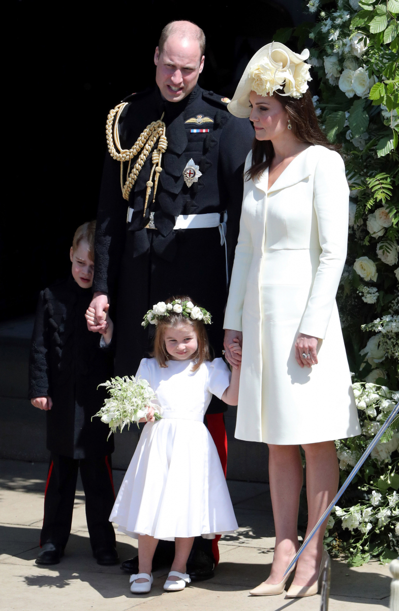 メーガン妃&ヘンリー王子の結婚式で、ジョージ王子とシャーロット王女はそれぞれページボーイ、ブライズメイドとしての任務を果たした