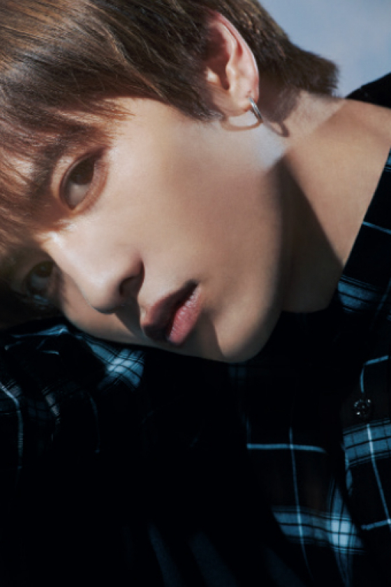 その視線は、どこを見つめているのか。明日の志尊淳