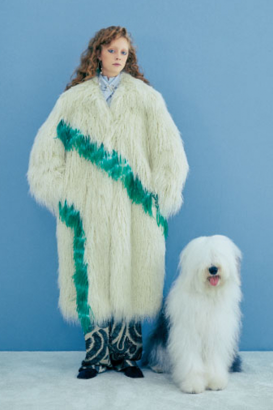 やさしいほうの、ファーを着て。ラブ・アニマル、ラブ・ファンタジーファー