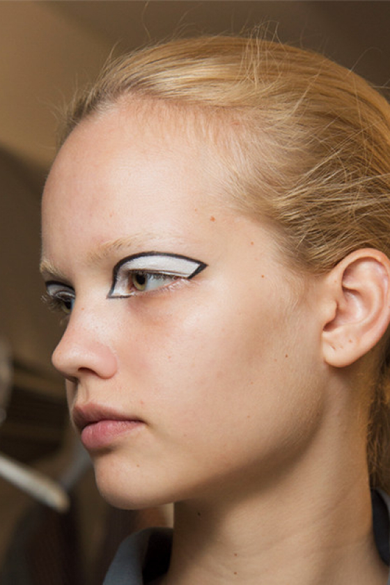 KEYWORD ６：Nuance Low Ponytail（ニュアンス・ローポニーテール）