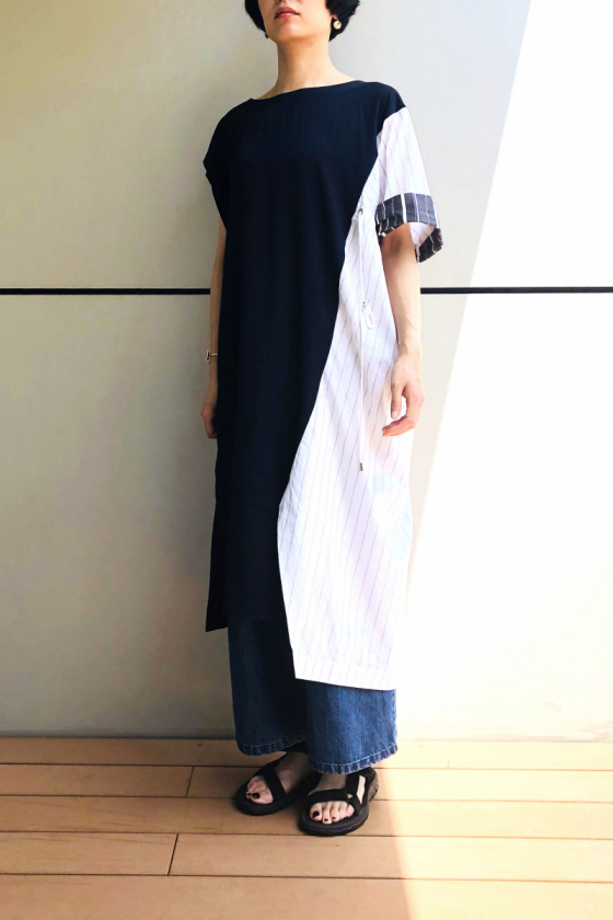 カッティングが美しいワンピース<7月11日、編集A>