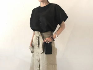 小物で遊び心を添えて<9月3日、プレスH>