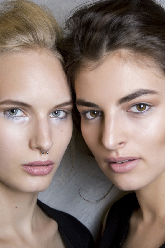 セレブが火付け役！立体フェイスが叶うコントアリング・メイクをマスター