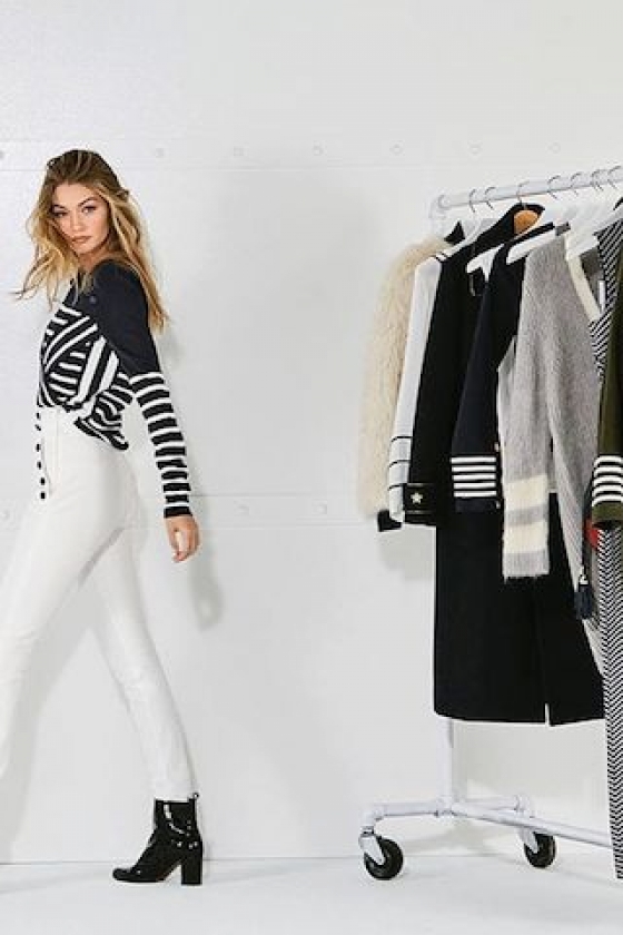 ジジ・ハディッドの仕事の流儀「TOMMY×GIGIコレクション」来日インタビュー