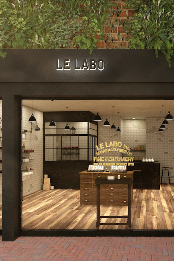 目の前で香りを調合！ フレッシュブレンディングが体験できる「ル ラボ 青山」がオープン