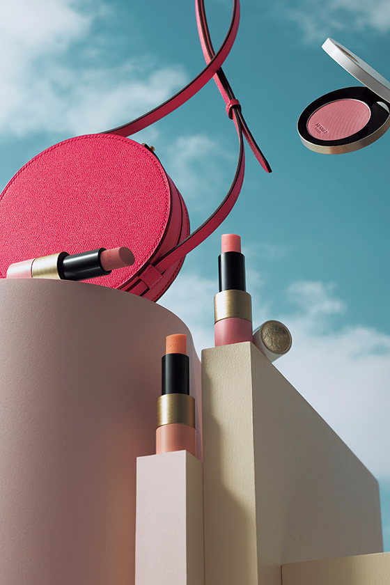 赤からピンクへ―二章目の幕が開くとき「バラ色のエルメス」