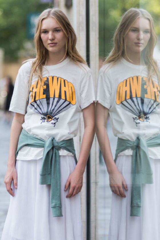 夏の主役は白Tシャツ！