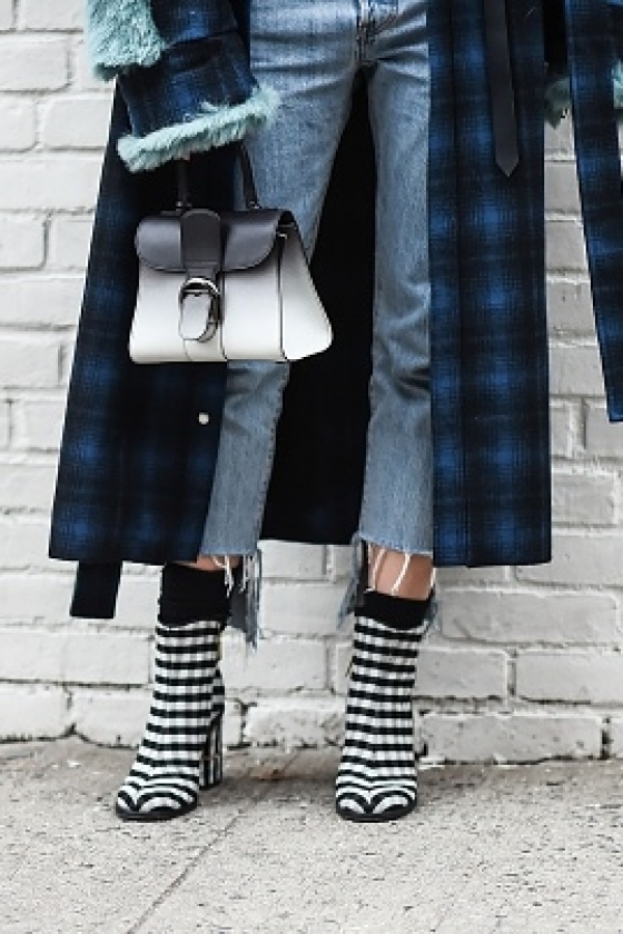 ネクスト・スタンダードは変化球デニム！