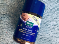 マリンブルーのお湯につかって