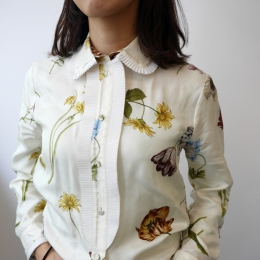 4月28日/編集I/春を呼ぶシルクシャツ