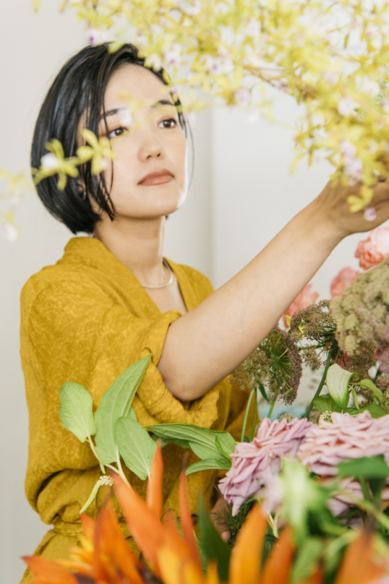 アートギャラリーのようなフラワーショップでの出会い－若井ちえみ
