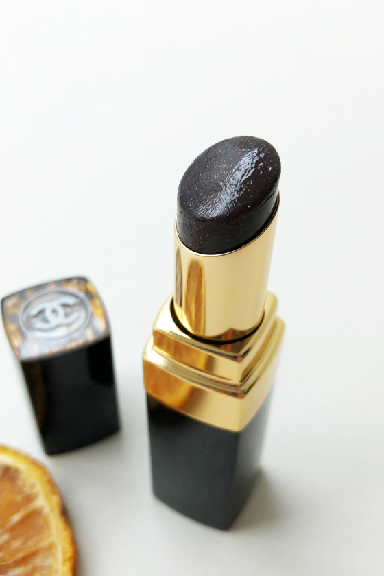 手持ちの口紅を刷新する、トップコート